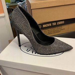 Steve Madden Beautiful Bling Stiletto heels (only tried on, never worn outside)